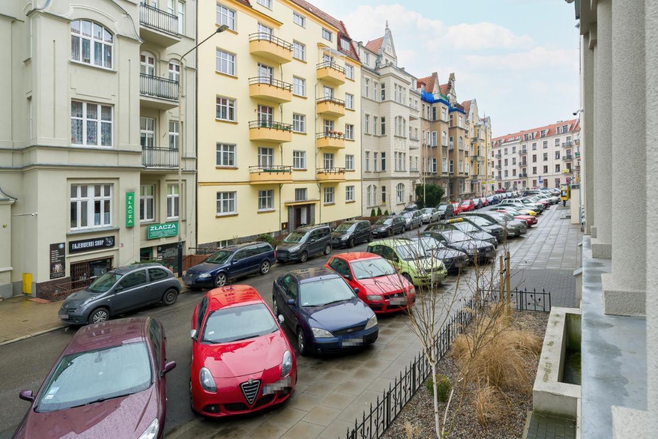 Apartment Poznan Mtp Chelmonskiego By Noclegi Renters Exterior photo